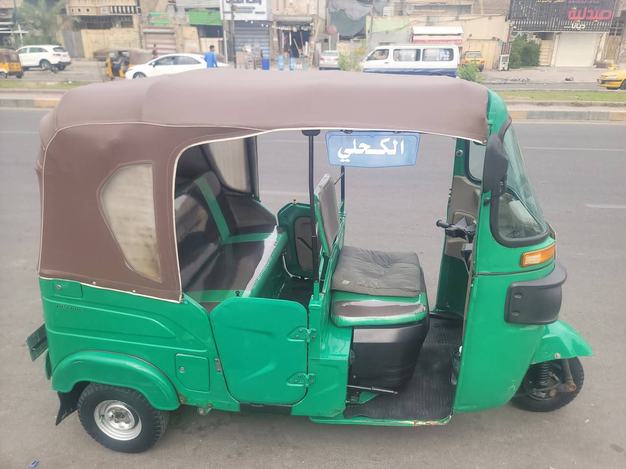سلام عليكم تكتك للبيع موديل ٢٢ شهر ٥ مكفولة لمكينة كفالة عامة رقم انكليزي تحويل ثاني يوم تكتك نضيفة كلش كلش ( تصال ***********)
