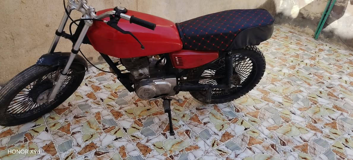 كلك للبيع مستعجلللللل 
نجف كوفه عباسيه 
*********** وتساب 

225 الف

نص مكتوب في الصور:
- HONOR X9d