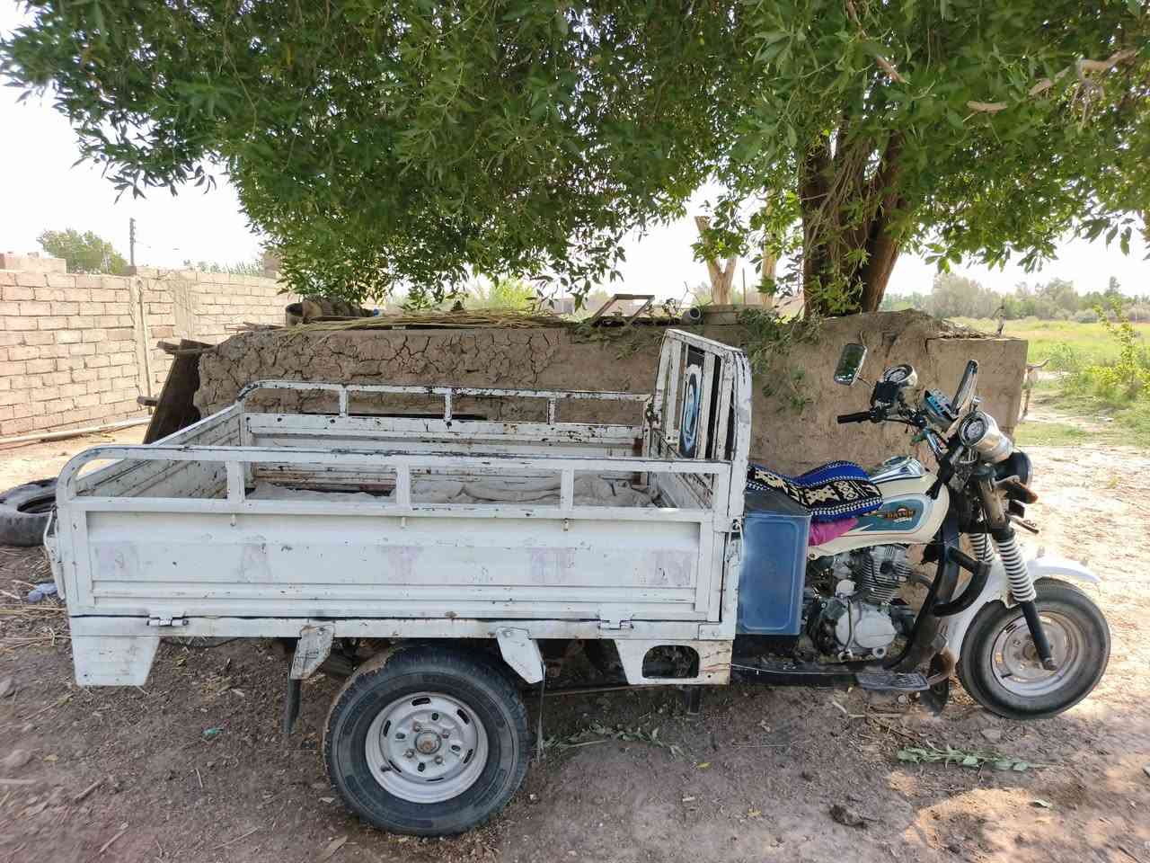 موديل 11 اوراق كامله مكينه مفتوحه بستم فقط سعر 1400بيه مجال بسيط مكان غراف ***********

