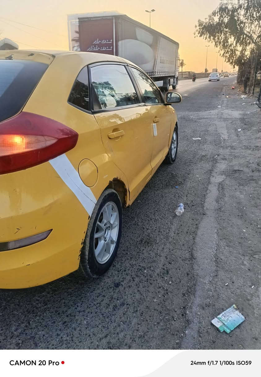 سلام عليكم شيري فلاوين مديل 13 .. رقم نكليزي بغداد هزه جديده.. سياره مصفره.. صدر جديد .. تخم تاير.. باتري جديده.. مكينه جديده بجيس كير.. كشر لاصبغ ولا ضربه فقط بيهه خيسات سياره موضحات.. تبريد ثلج 🥶 .. غرفه سياره جديده.. سياره بسمي تحويل مباشر.. هاي تفاصيل قراهه وخابرني. مكان بغداد سعر 29 وبيهه مجال. رقم *********** واتساب.
