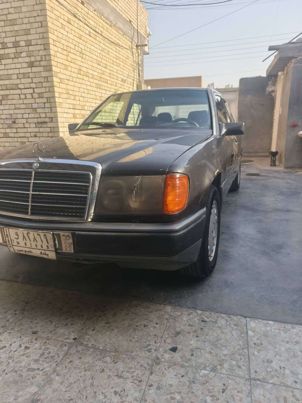 مارسدس للبيع مديل 91 ب اسمي معاملتهاا ما كامله السياره ما بيها نواقص كامله مكينه ففتي 2 ونص تبريد شقال 🥶 السياره خير من الله السعر 35 قفل للاستفسار ***********
