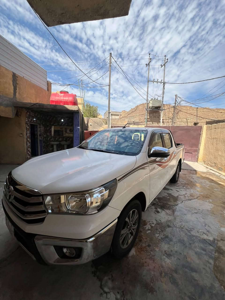 السلام عليكم بيكم هايلوكس ناصي  ساز ٢٠٢٠ رقم بغداد تحويل مباشر سياره جاهزه من كلشي بجيس. تخم تاير برجستون  سياره كفاله غير بيها شبرين صبغ فقط ولباقي كله عسونار.  خير من الله الباقي كله كفاله عامه عسونار   ساز    مكان بابل الاسكندريه.  السعر.    ٢٢٨ وبيه مجال.     استفسار.        ***********.      ***********.
