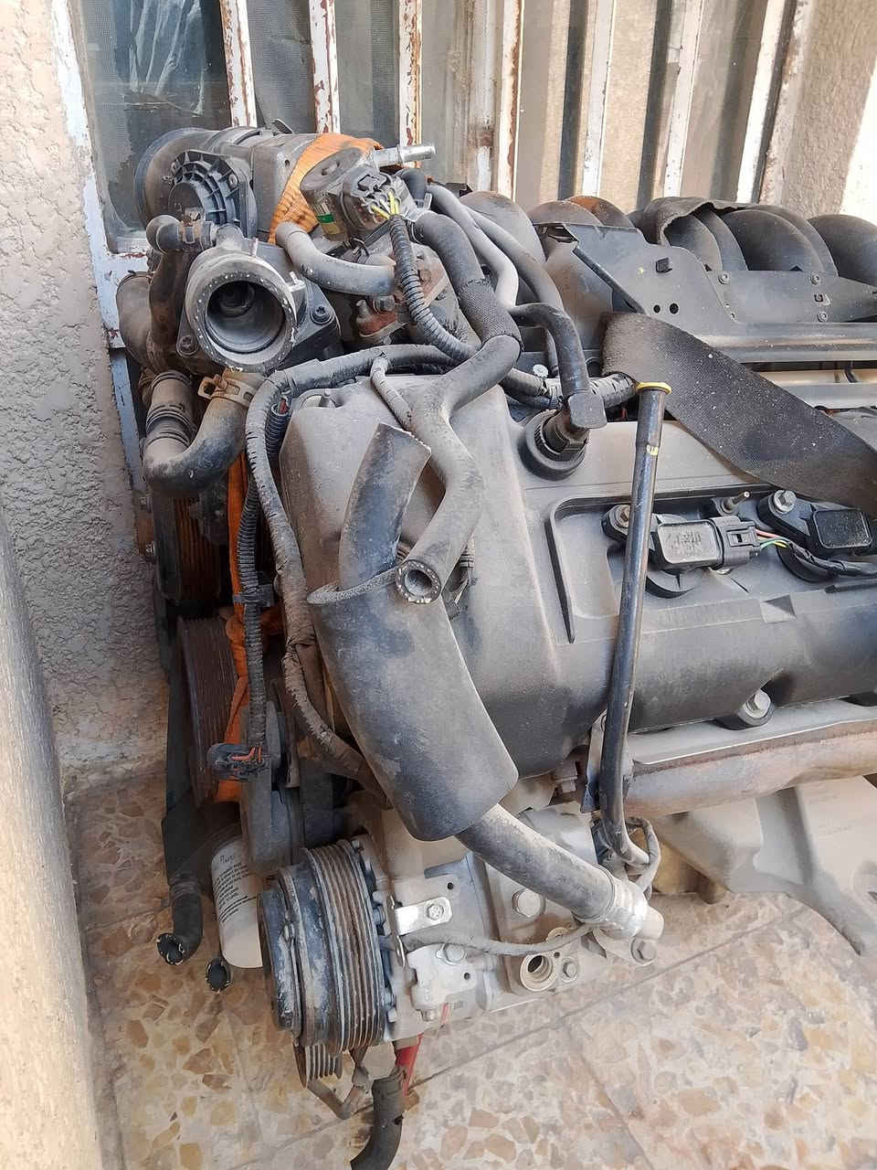 محرك رانج روفر 4400تنفس طبيعي وارد امريكي كامل هوة وتفرعاتة كامل مكمل جيب وشد وشغل مكاني بغداد للاستفسار ***********
