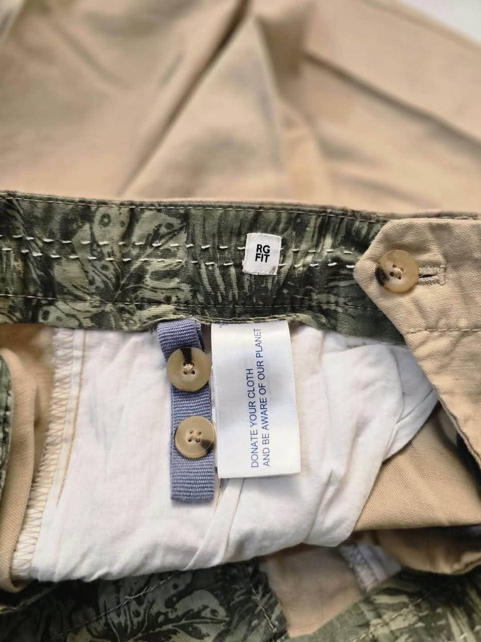 بنطلون ساكور بلو بيج | SACOOR BLUE Beige Pants
النظافة 100% شبه جديد 
القياس 31
السعر 15 الف 
للحجز خاص او عبر الواتس اب ***********
