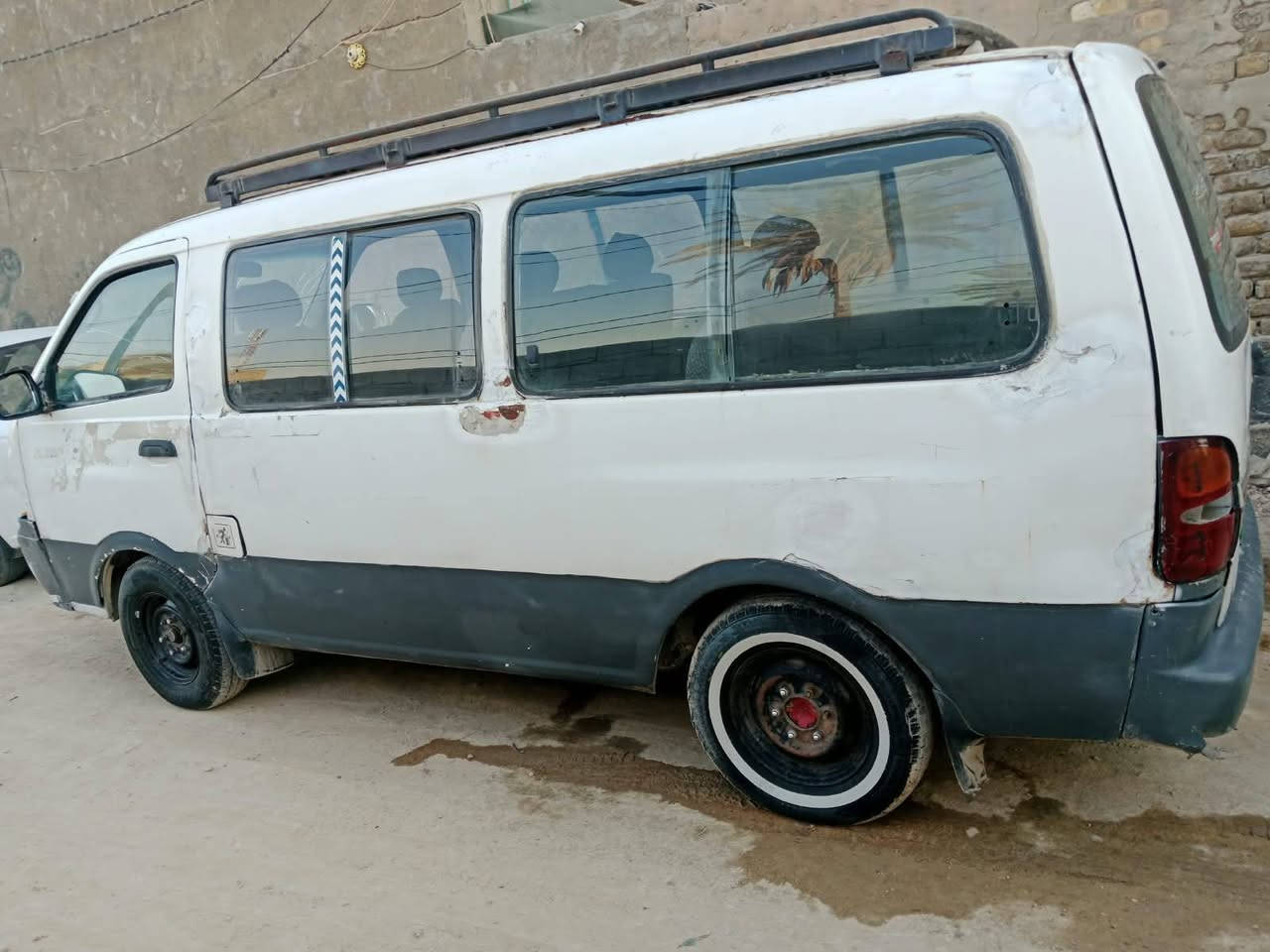 سلام عليكم شباب سياره كيه بريجو موديل ٢٦ محرك ٣٠٠٠ السياره نضيفه وجاهزه وهاذا رقم راعيه***********
