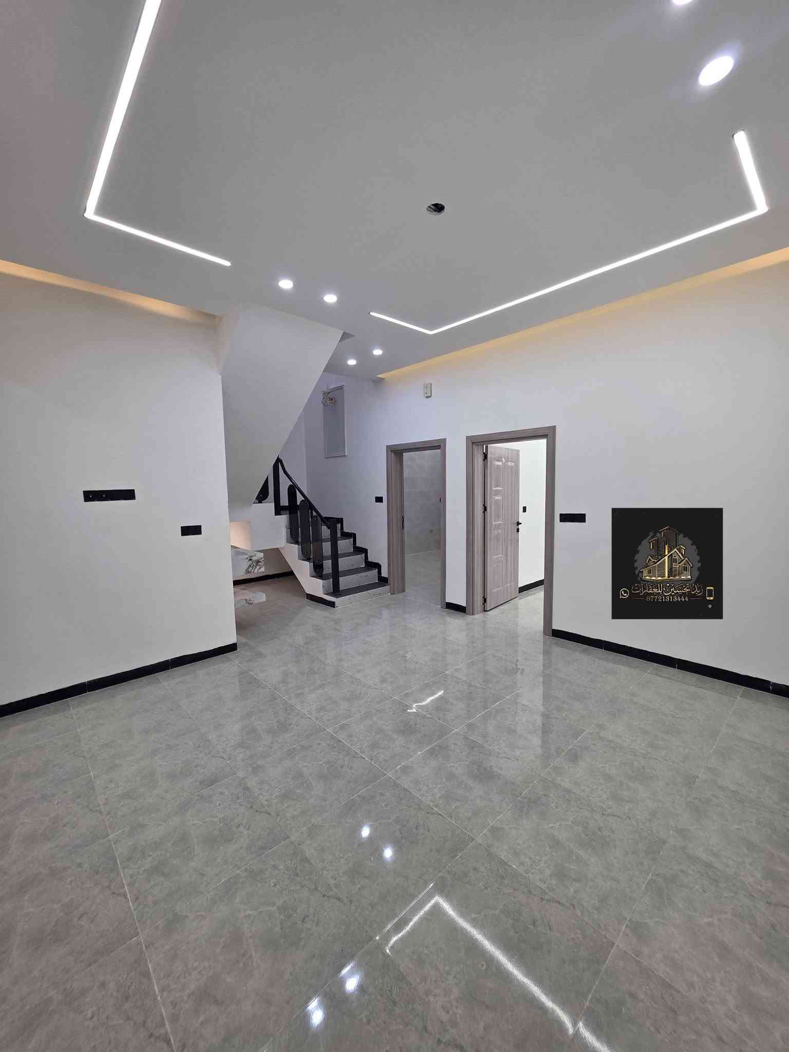 🏠 دار للبيع – تكريت | الديوم | منطقة التصنيع ركن
🔹خلف علوة الاسماك شارع 15 م🛣️  وبصف حديقة 
 🔹قريب من شارع 60 العام الرئيسي 🛣️ 
📐 المساحة: 165 متر ( ركن )
📏 الوجه: 7.5 م📏 النزال: 22 م📐
✨ مواصفات الدار:
🔹واجهة الدار حجر حلان 
🔹الدار سحب مودرن وجبسن بورد ونقشات مغربي
🔹  غرف نوم 4  
🔹صالة استقبال 🔹صالات عائلية ( وسطية ) عدد 2
🔹مطبخ 🔹كراج للسيارة 🔹سطح شتايكر
🔹 صحيات داخلية وخارجية عدد 3 
🔹ابواب خارجية قاصة درجة اولى🔹ابواب داخلية تركي 
🔹 شبابيك الدار الالمنيوم مانع للغبار
🔹نظام كامرات ونظام انترنيت(واي فاي)
🔹سستم (غاز دفن) 🔹سستم (جزامة)
🔥 سعر البيع: 135 مليون وقابل للتفاوض
📞 للاستفسار الاتصال ***********
