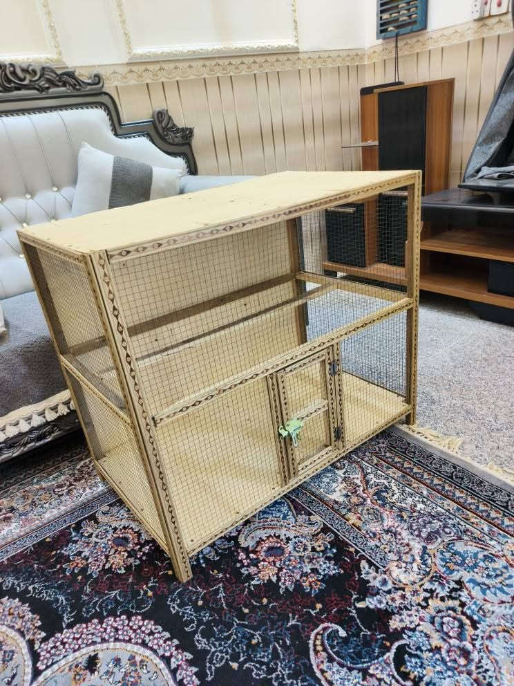قفص تسكام جديد مامستعل شغل درجة اولى الوجه 80 والارتفاع 90 والنزال 60 يرهم لجميع الطيور سعره 30 الف يابلاش المكان كربلاء الاستفسار *********** يوجد توصيل باجره داخل كربلاء كربلاء, العراق
