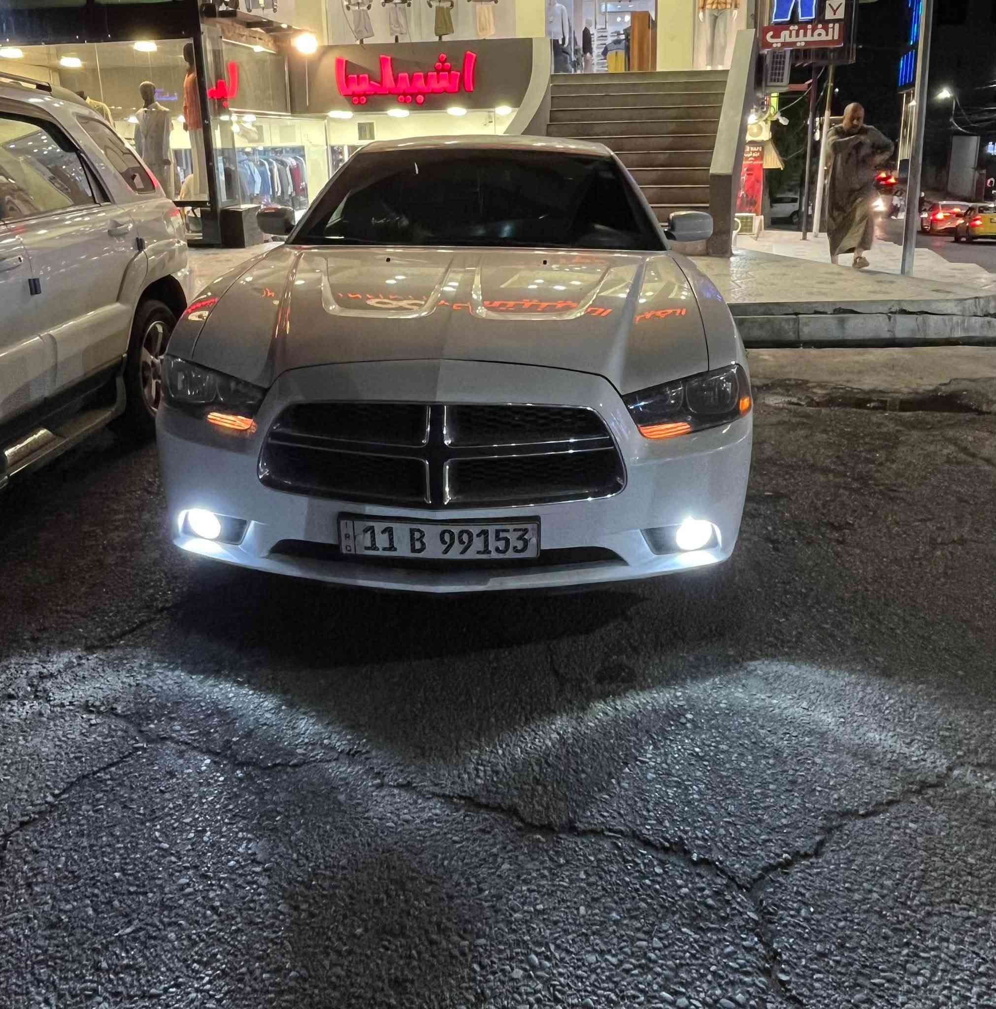 تشارجر SXT • ٢٠١١ • محول باسمي