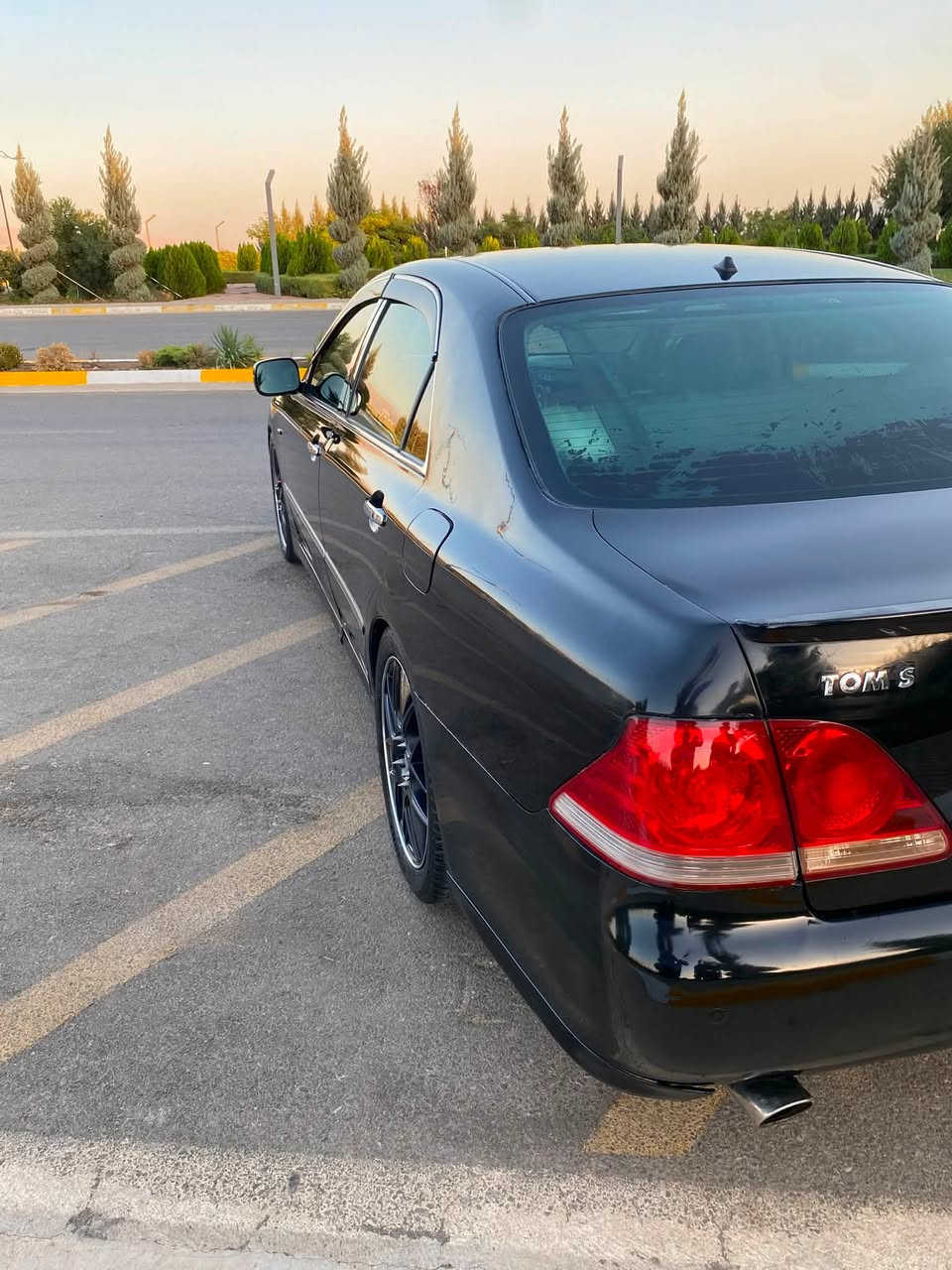 شاهينه ٢٠٠٧
١٨٤چواردووگمه فول به س سلايد نييه 
چواركووشن هيته ر چوار كوشن كاره با سه لا جه و په رده يه 
ته بريت مه ركه زييه گيرومه كينه ي به شه رته ي ١٠٠فيته ر قه تره دووكه لي نييه سه ياره كه كؤديشي هه يه به ناوي خؤمانه وه يه 
تيبيني براوه يه نرخي ٥٩مه عامه له يه كي زؤركه م
***********
