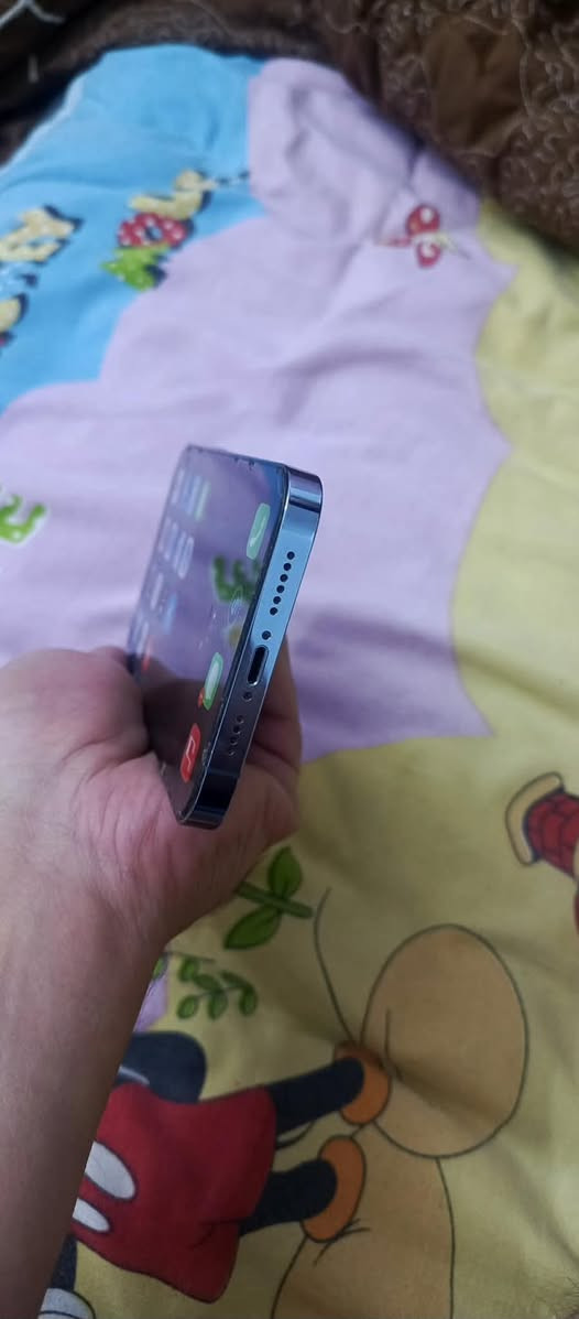 13 بروا ماكس ذاكره 256
ما مفتوح نظافه 90‎%‎ بطاري 87 ظهر مكسور السعر 

550 للتواصل اتصال فقط ***********
