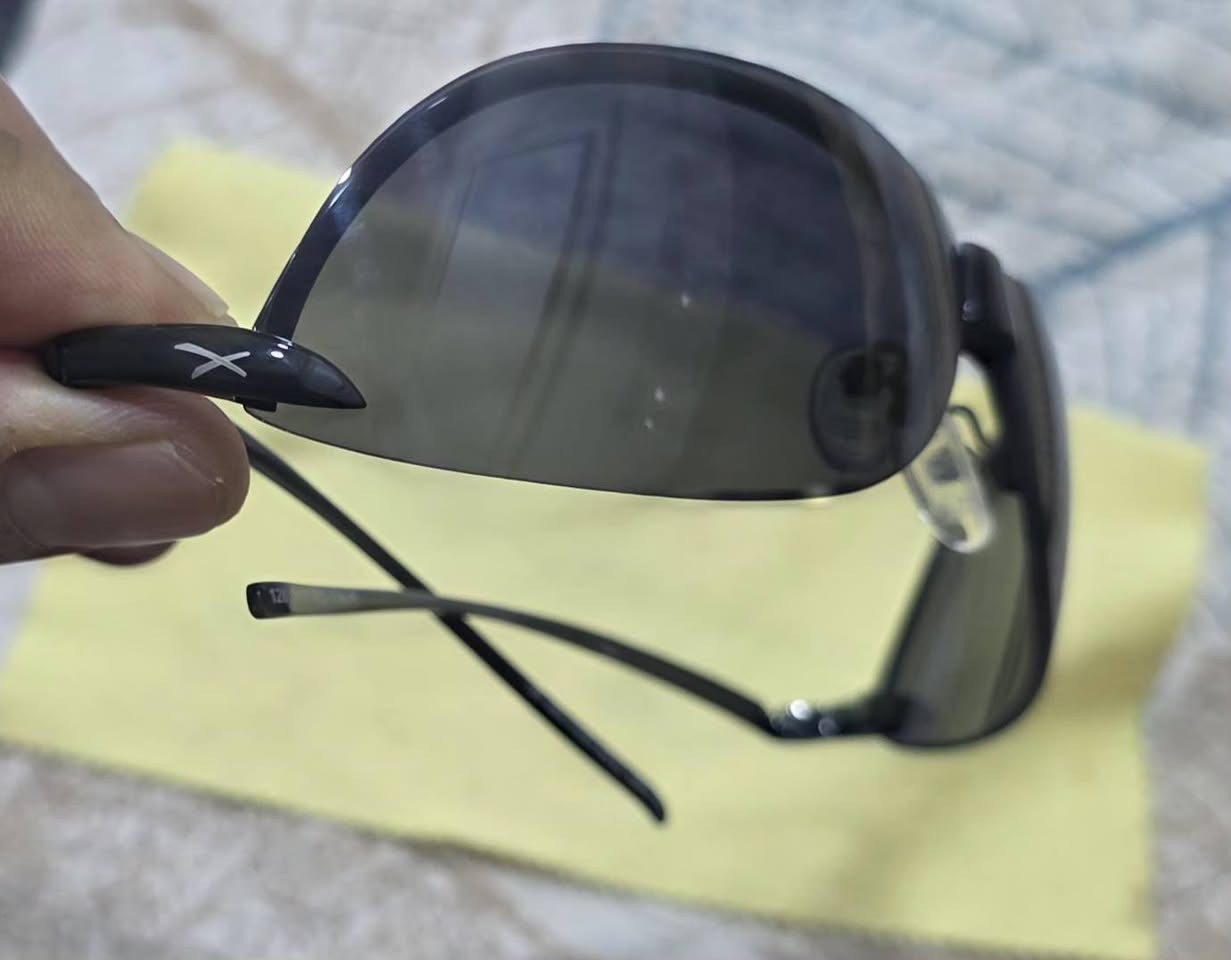 نظارة OXYDO RACE B الأصلية
من OXYDO by SAFILO 🇮🇹

موديل قديم ومميز من سلسلة OXYDO RACE.

الحالة: جيدة جدًا

اللون: أسود

تصميم رياضي مميز

الكود: SAU-R1

المقاس المكتوب: 120

مناسبة للرجال

💰 السعر: 75,000 دينار قابل للتفاوض بالمعقول

للإستفسار الاتصال على الرقم *********** او المراسلة

