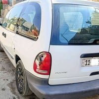دوج كرفان • ٢٠٠٠ • ٧ راكب