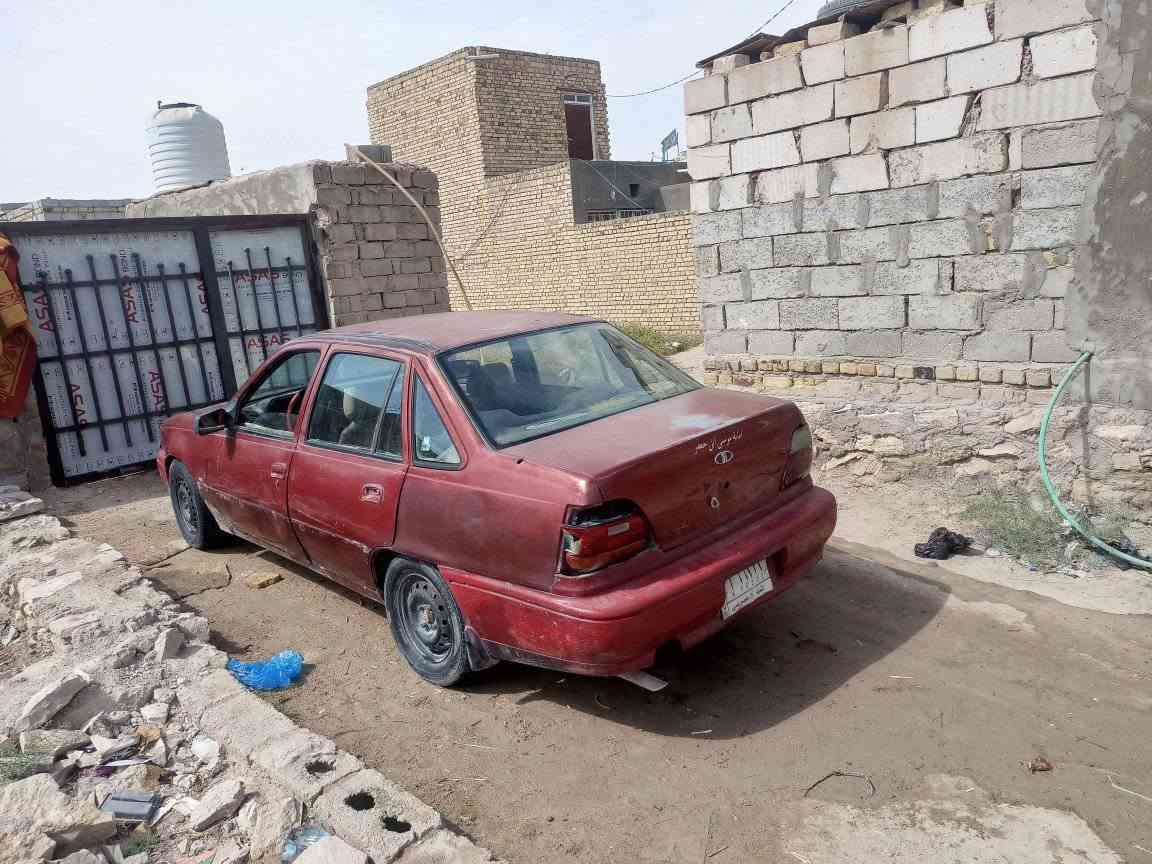 دايو سلو مديل 96سياره جاهزه للعمل سنويه لل29 صاحبها يريد مداور ثاني يوم  سعر ب17بيها مجال قليل حق الجيه للأستفسار عل رقم ***********
