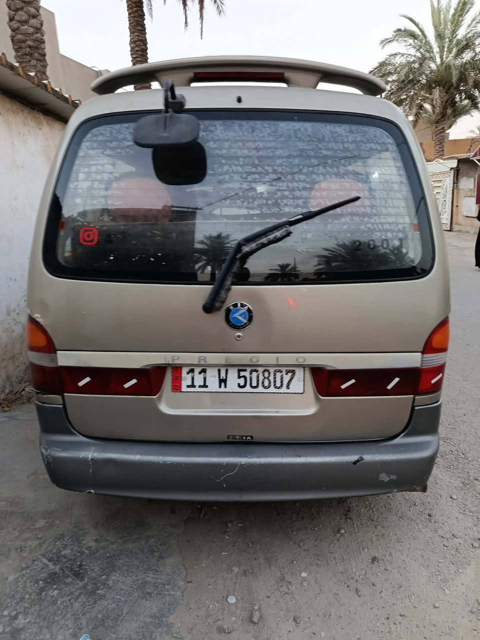 بريجو موديل 2001 سياحي اصل تخم تاير مكينه كير اكسل مكفول غرفه مدوشمه شواصي انظاف بس واحد صفحه سكن بيه اشويه تصليح مصفره هيأه وغرامه سياره جاهزه من كلشي سعر(80)وبيهه مجال قليل رقم تليفون[***********][***********
