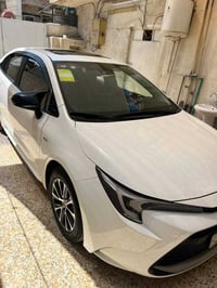 كورلا هايبرد موديل 2024 كفاله عامه ماشيه 7000 يعني بعدها زيرو بااسمي ت...