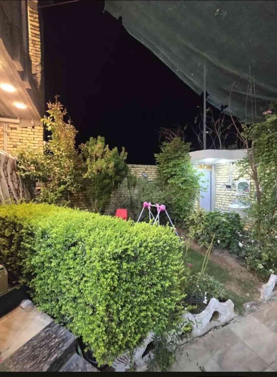 اللهم صل على محمد وال محمد
دار للبيع في حي الجامعه مدخل الاقسام الداخليه 

خلف مستشفى التركي قرب المدرسه الصينيه 

مساحه 250 م بصف الركن على ساحه 

بناء حديث فووول الفول احله من الصور 

مطلوب سكان
الارضيات مرمر والجدران مرمر 

للاستفسار 
***********
