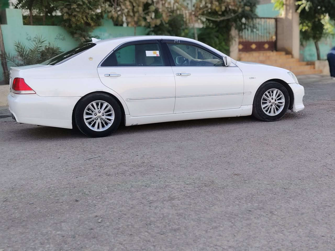 ***********
سەلامی خوالەهەموولایەک 
شاینەی بڕاوە 180بێ دووکەڵ کۆدی هەیە  2004
تکایە زانیاریەکان بخوێنەرەوە جوابی نامەنادەمەوە 
3دووگمە 
پەردە 
سەلاجە مەرکەزی 
جڵدی دووبەی 
کووشن خەزن 
سووکاحەیزەران 
برێکی بەسراوەکەمل مەسرف کراوە 
گەرمی ساردی بەشەرت 
سوووکان لێگزز 
کەمبەنزین خۆر
شوێن سلێمانی زڕگوێز 
سعر 47گاڵا کۆتای
