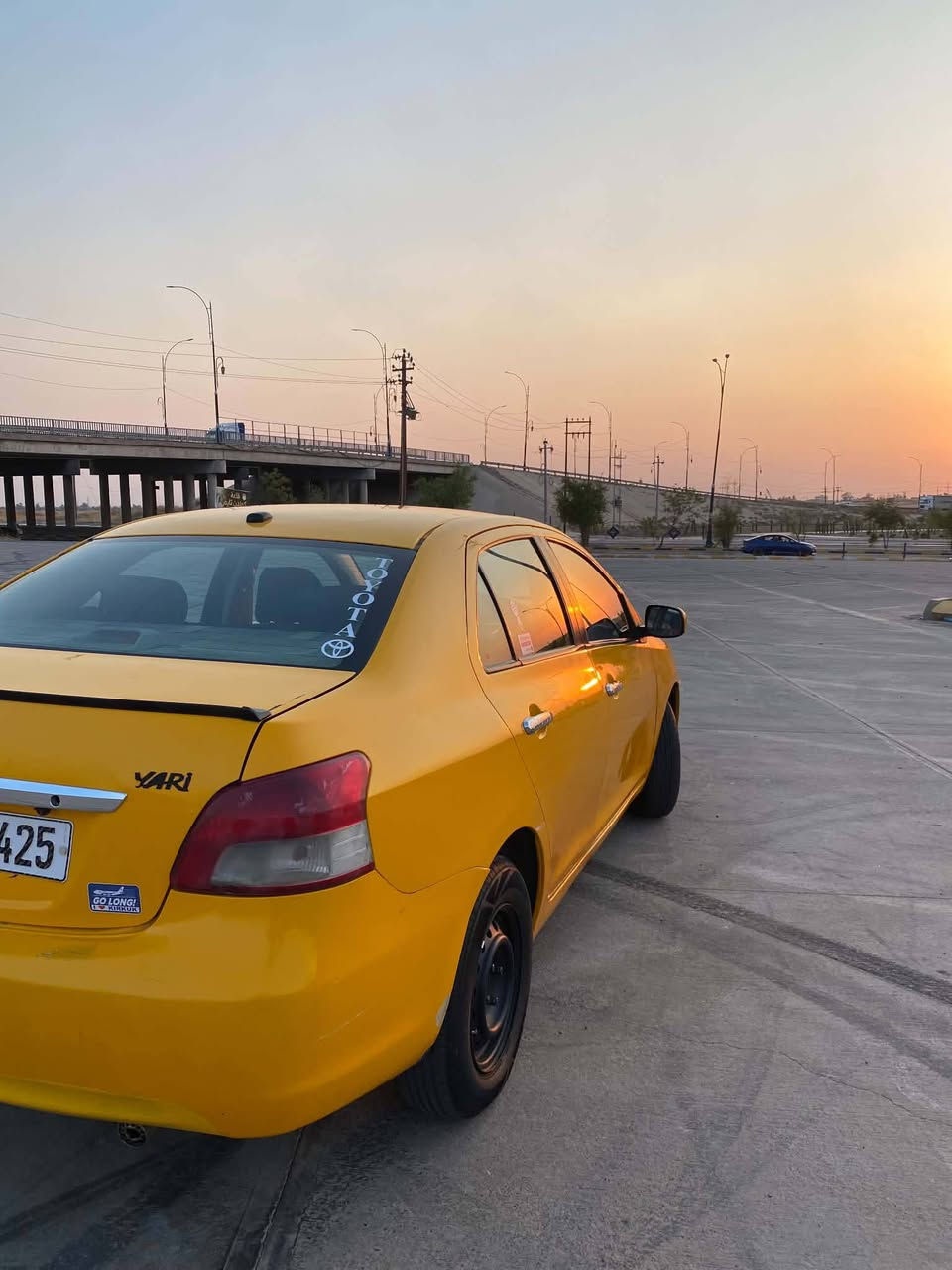 سلام عليكم يارس موديل 2008للبيع سياره مال رزق بي 3قطع بيه بيع مستعجل كير عادي محرك كبير جديد بل باكيت مابي نقص سعره 58 للتواصل *********** موجود واتساب مكان السياره كركوك شوراو

