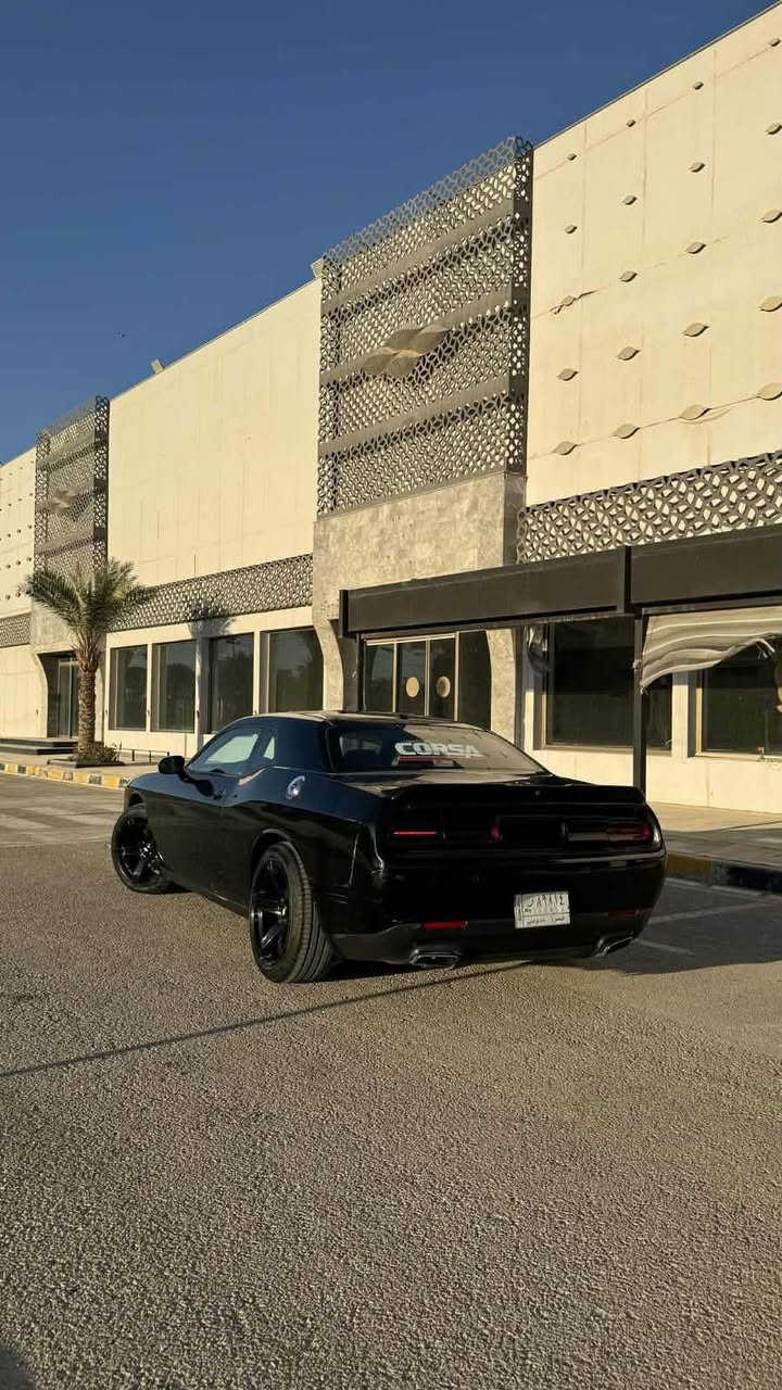 السلام عليكم
للبيع دوج جالنجر موديل ١٦
بيها فقط قطعتين جاملغ امامي +خلفي جهت صدر
السياره كلش حلوه ونضيفه
رقم بصره مشروع وطني ثاني يوم احولك
السياه داخلها جلد احمر شاشه جبيره
شفتات سيتم صوت 
كير مكينه حداديه بلكارتون
تبريد ثلجج
انسه شي اسمه حماوه
ويل نجمه برغي نقص مابيها
عارضها ١٣٥ بي مجال
والسونار منزله بلمنشو
للاتصال *********** ياسر
