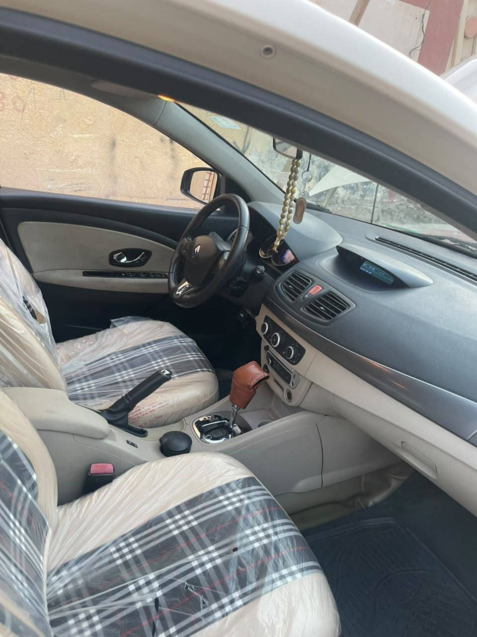 رينو فلوانس • جير عاطل • محرك مكفول