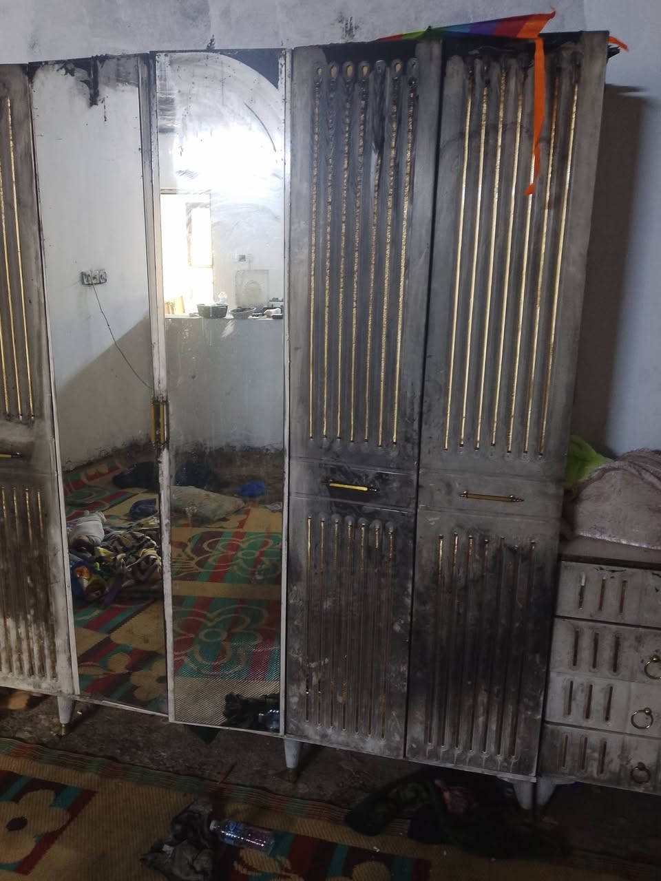 السلام عليكم غرفه تركيه 7 قطع بيها ضرر شوي لايحها دخان بيع مستعجل 250 مكاني بغداد مدينه الصدر حي طارق ***********
