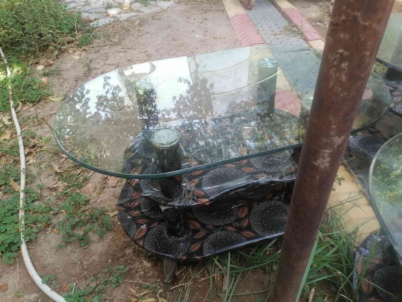 للبيع ٤طبلات وحده جبيره وثلاثه صغار السعر ٢٠وبيها مجال
