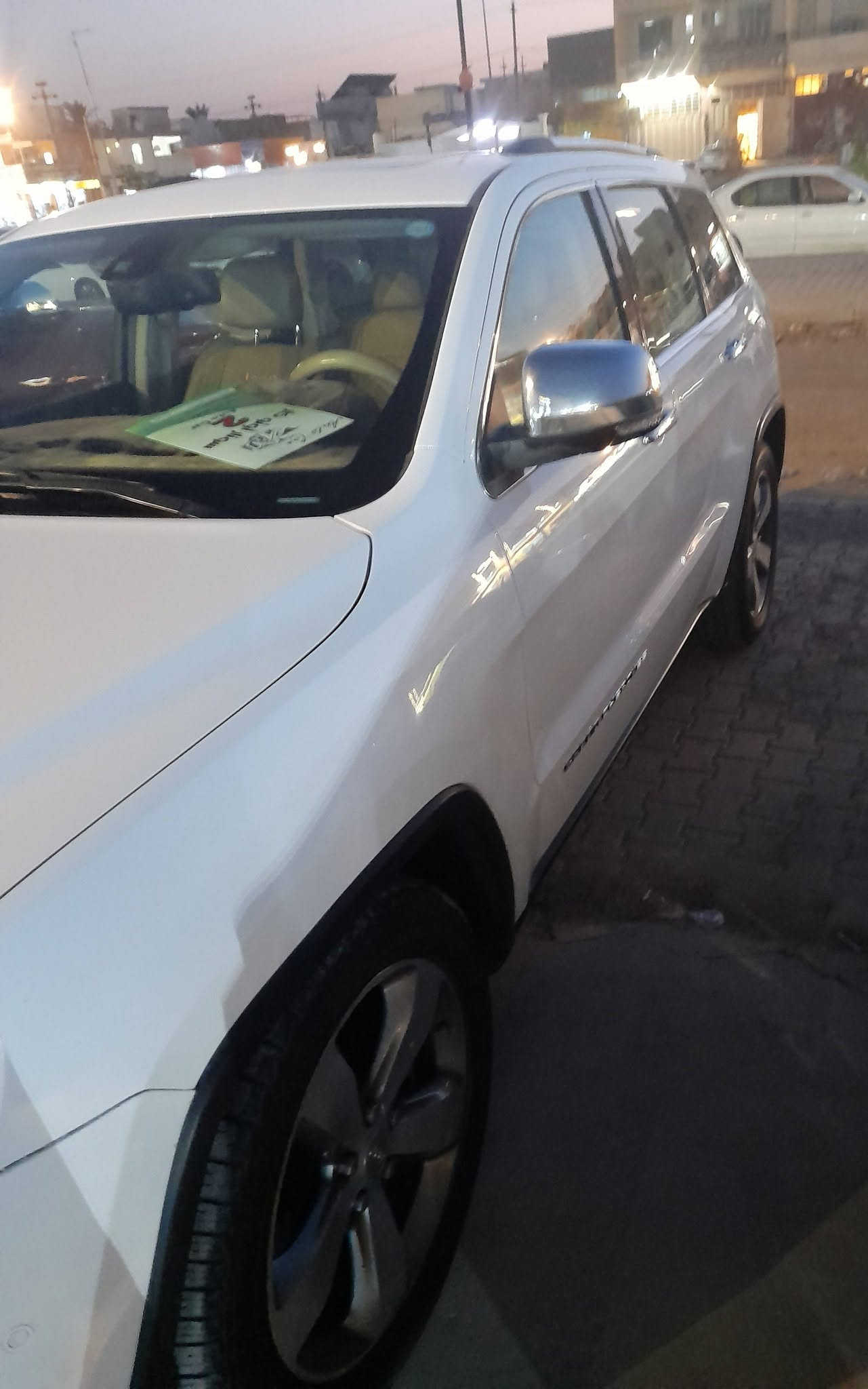 🚙 للبيع او مراوس 

 جيب جراند شيروكي لمتد 2014 خليجي

🔹 موديل 2014
🔹 خليجي
🔹 فئة Limited
🔹 محرك 3.6 V6
🔹 قير أوتوماتيك 8 سرعات
🔹 لون أبيض 🤍
🔹 ممشى 180 ألف كم
🔹 داخلية جلد
🔹 شاشة
🔹 كاميرا خلفية
🔹 حساسات
🔹 تحكم سكان
🔹 مثبت سرعة
🔹 تكييف أوتوماتيك
🔹 مقاعد كهرباء
🔹 بنوراما و جكات 
🔹 أعلى مواصفات بلمتد 
موجود سونار مع صور 

📞 للتواصل: ***********
