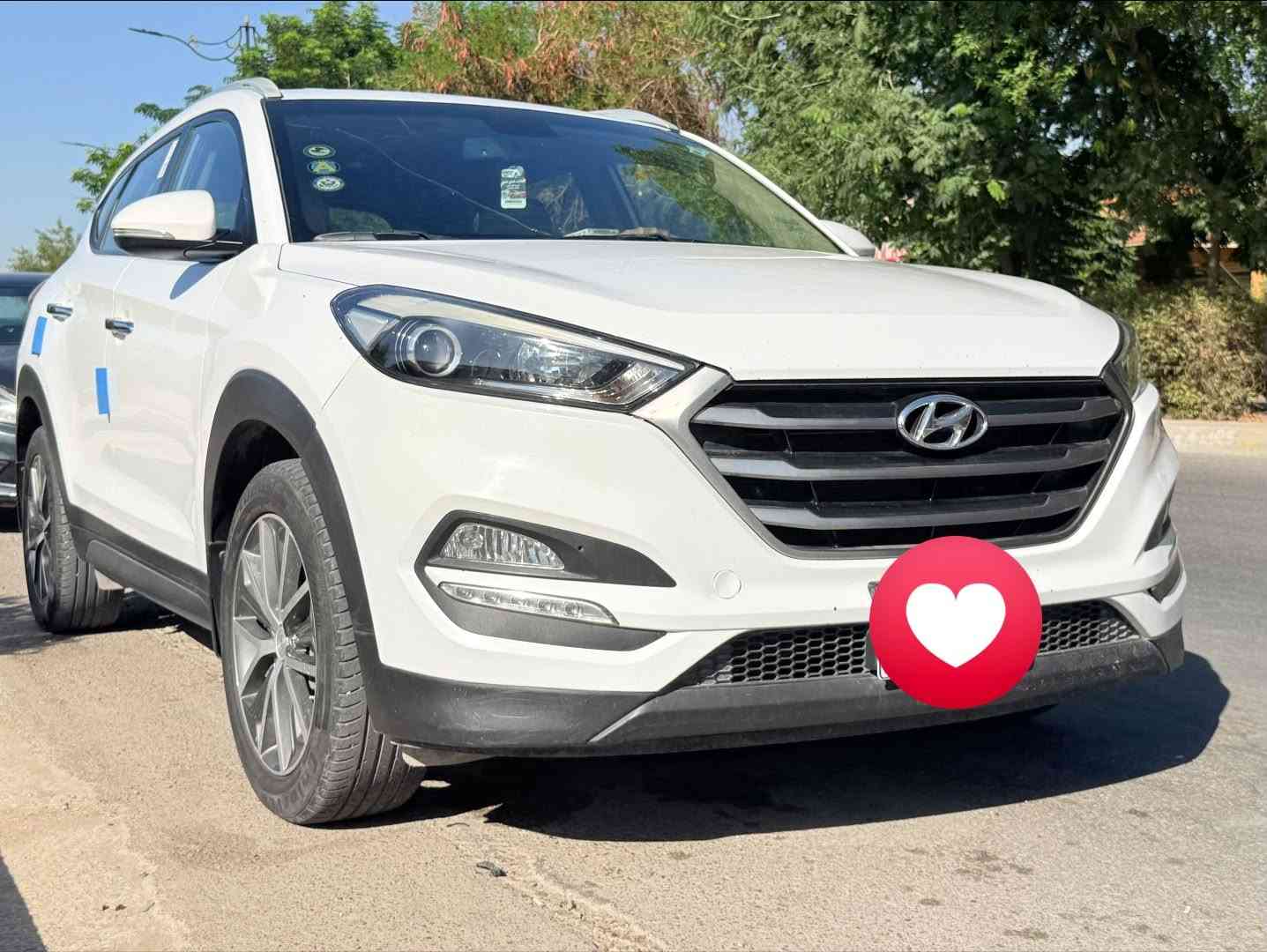 توسان رقم بغداد خليجي 
سيارة كلش حلوه ونظيفة
موديل 2016
سونار موجود 
تحويل مباشر 
السعر 150$ بيها مجال 
للأستفسار ‭***********‬
