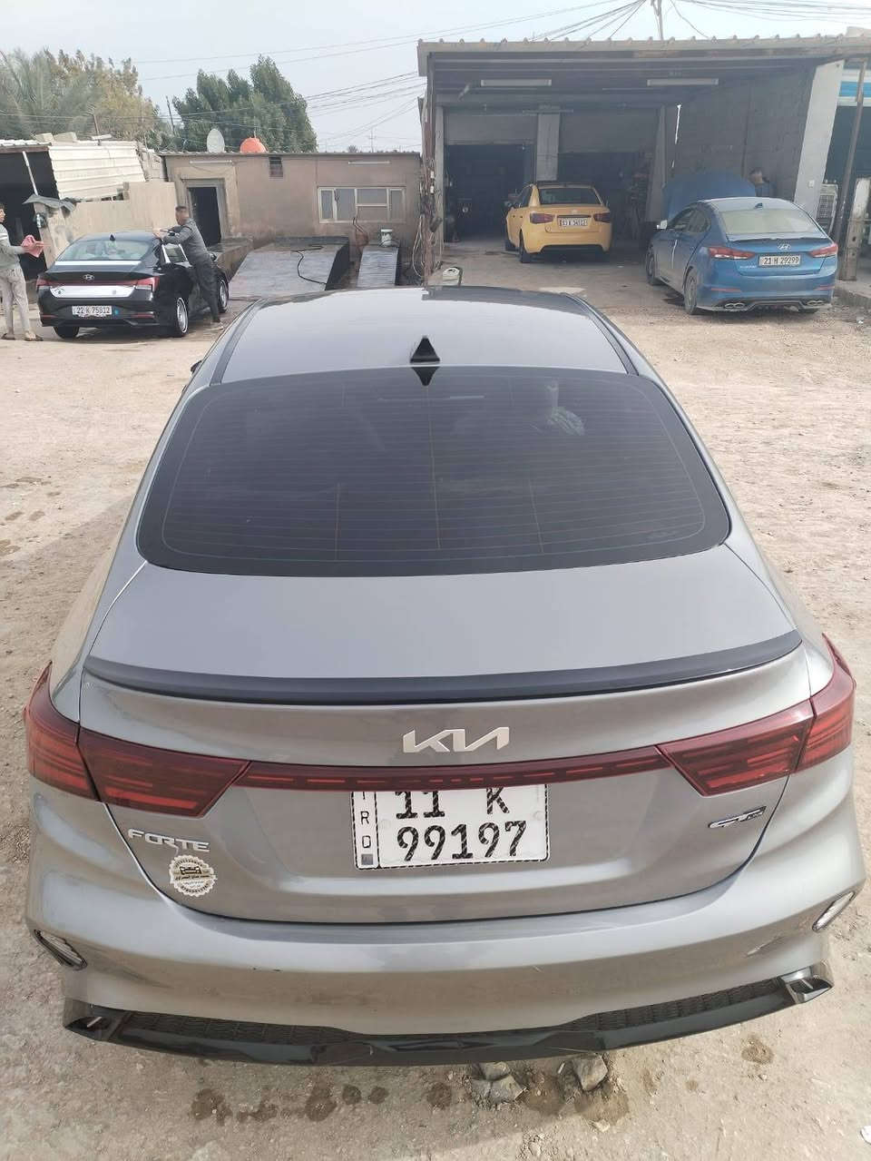بيع مستعجل
فورتي 2023 جيتي لاين
مكينه 2000 دوش 
ماشيه ٥٧ سياره ماناقصه اي شي جاهزه
صور الحادث رقم بغداد 
مكاني بابل مسيب
السعر 136
***********
