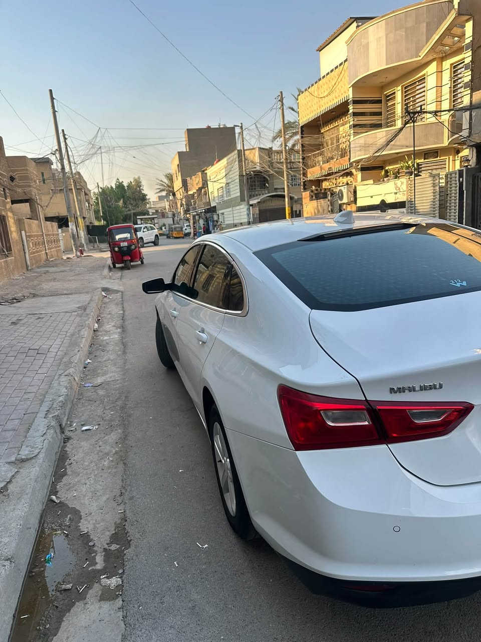 السلام عليكم
ماليبو 2024 شهداء بابل 
دخول جديد 
بدون صبغ تبديل بنيد فقط نفس اللون 
وبارد جوه الرقم الخلفي 
مواصفات Lt 
شاشة 
تشغيل عن بعد 
كشن كهرباء 
تبريد قطعتين 
ماشية 51 الف ميل مشي امريكا 
سيارة جاهزه بدون نقص ان شاء الله
السعر 115 وبيها مجال بسيط 
مكاني بغداد  
***********
