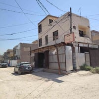 بناية تجارية • منطقة كويريش • ٣ محلات