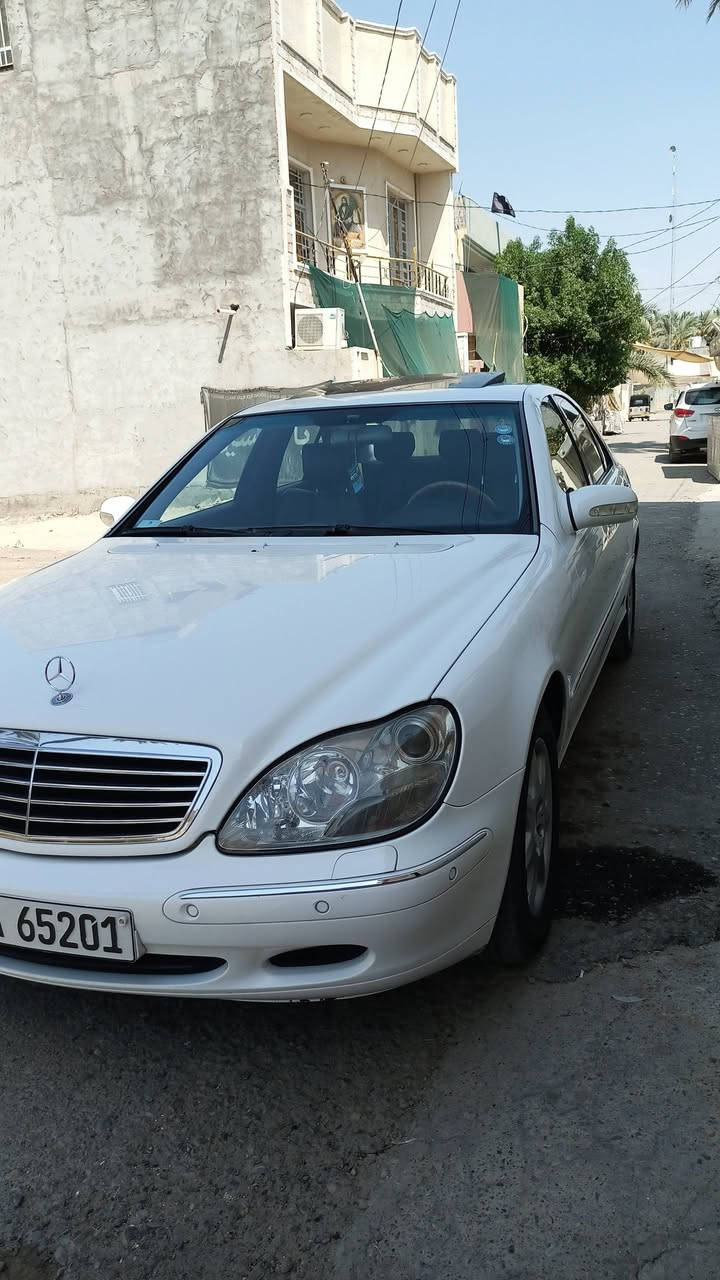 للأستفسار الاتصال ***********
موديل2001 اصل حجم S350 
مواصفات
1_ اربع  ابواب شفط مع الجنطه
2_محرك+كير  مكفولات ⁦
3_نظام جوبلسات ابلادي تصعد وتنزل حسب رغبة الشخص 
4_كروز سرعة
5_ سلايد رؤف طكتين ⁦
6_مراية داخلية+جانبة عاكسة ⁦
7_تحكم ستيرن ⁦
8_ ستيرن كهرباء ⁦
9_ كشنات جلد كهرباء 
11_ كشنات خزن ميموري 3 وضعيات 
12_ لد بلادي ع اليدات الداخلية+ الاقدام⁦
13 انارة ترحيب خارجية وداخلية ⁦
14_شاشة اعطال💬
15_داخل جلد أسود نظافته 99 %⚔️⁩
16_لايت لد نهار
17_شاشة  
18_ جام ازرق 
19_سيستم ايرباكات عدد 12
20_ويل كب 16 بلادي +تخم تاير جديد⁦
21_اشاير بالمري 
22_ نظام ABS 
23_حساس مطر💦
25_كشنات هيترات امامي خلفي 
26_بردة كهرباء
27 - لايت زنون 
30 - صندوق شفط
31 مراية في الوسط كهرباء
32- مرايات جانبية شفط 
33 - فتحة سقف شغالة 
34- حساسات أمامية وخلفية 
35 تبريد خير من الله
36دكم ناعمه 
رقم اربيل انكليزي 
🔴سعر 138🔴
تحويل ثاني يوم 
ملاحظه السياره اترايها من زاخو للبصره ما معناها جديده وكاله
مكاني ديالى بعقوبة
