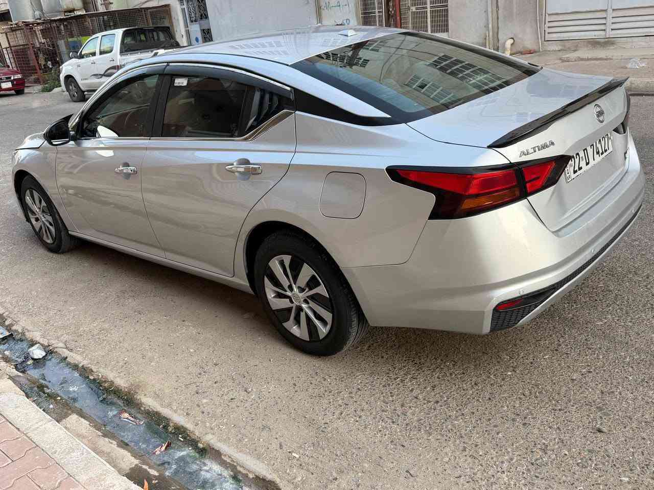 للبيع نيسان التيما . موديل 2020
سنوية ورقم وهزة جديد . 
  كير ومحرك وتبريد عل وضع الشركة 
  بيه قطعتين ونص صبغ بدون دواخل 
   السعر .   116..

***********
