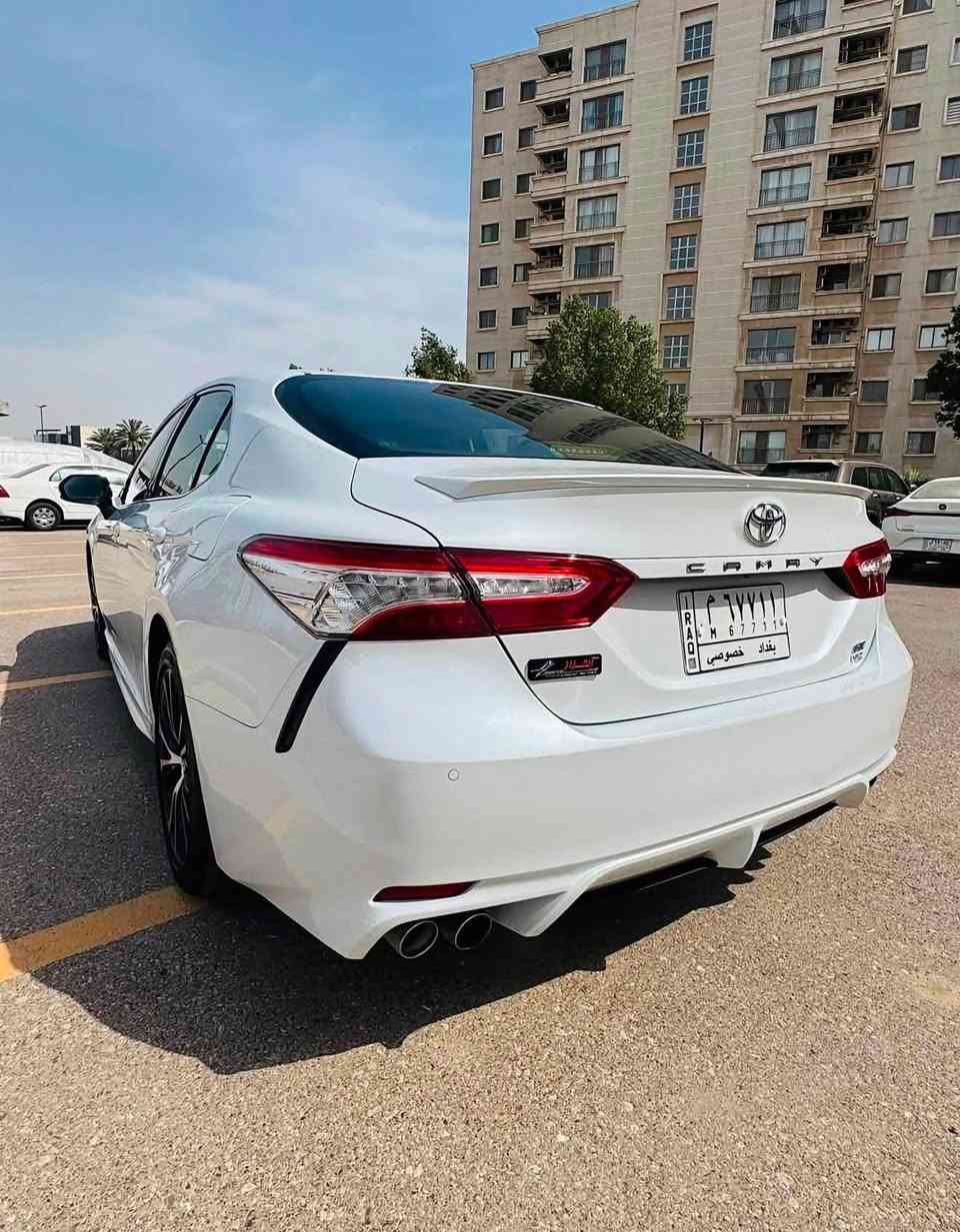 كامري موديل 2019 فئه ال S كراند سبورت خليجي وكاله رقم بغداد باسمي شبه مميز 

المواصفات :
ماشيه128 الف حقيقي 
السياره محرك 6 سلندر  
سياره فتحه 
برده خلفيه 
كشنات جلد احمر بلادي 
الكراسي كهرباء 
اوتو هولد 
٣ وضعيات قياده 
مري شفط 
شاشه كبيره بلاديه 
لد امامي 
اشاره بل مري 
حساسات اماميه وخلفيه 
كامري بلاديه  
_____________________________________
السياره مكفوله وسونرهة مرفق مع الصور عده تكحيل بل بنيد اصبع الباقي مكفول 

مكان السياره بغداد حي العدل 
***********

