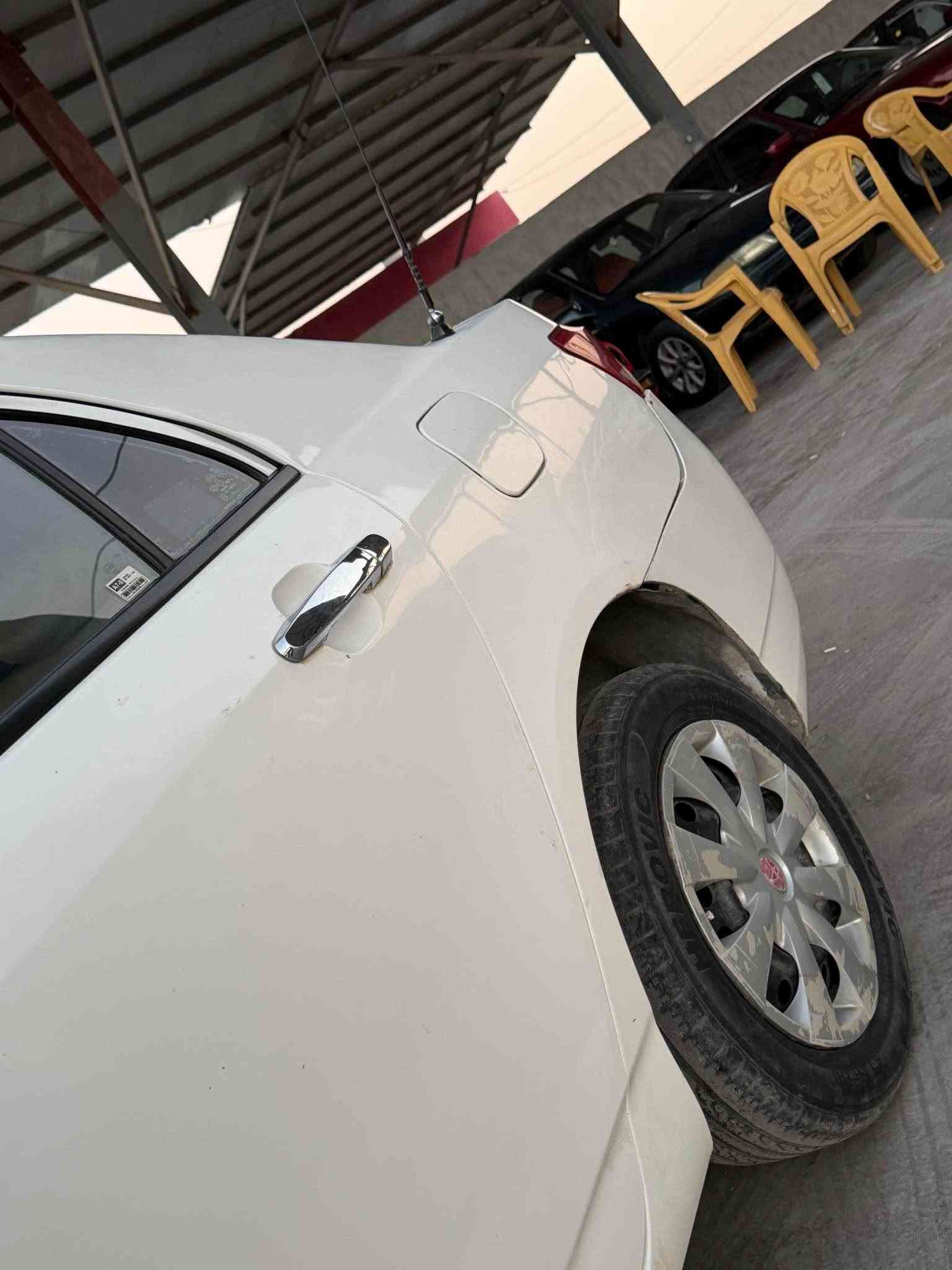 BYD.G3
2013
گێڕ تۆماتیک
گێڕ و مەکینەی کامری 
سەنەوی پلاستیکی بخداد وەکالەتیشی لەگەڵایە 
گێڕ و مەکینەی بەشەرتی ١٠ فیتەر 
دەحم و لێدراوی نیە 
پشت و پێشی کەپسە 
تەقەو ڕەقەی نیە 
تەبرید لەسەر سویچ🥶
لایت زینۆن
شاشە ئایپاد
سلایت 
چوار تایەو ویلی لۆکی لەژێرە 
سەیارەکە زۆر مەزبوتە کامل مەسروف کراوە
سعریشی خوار هەموو بازاڕ 
٣٤ گەڵاو کەمێک مەجال 
ئەگەر مووشتەریت تەلەفون بکە جوابی مەسج نایەمەوە لەگەڵ ڕێزم 
***********
***********
واتسئەپی لەسەرە 
قیست و قەرز و ئاڵوگۆڕم نیە 
سلێمانی! السليمانية, العراق
