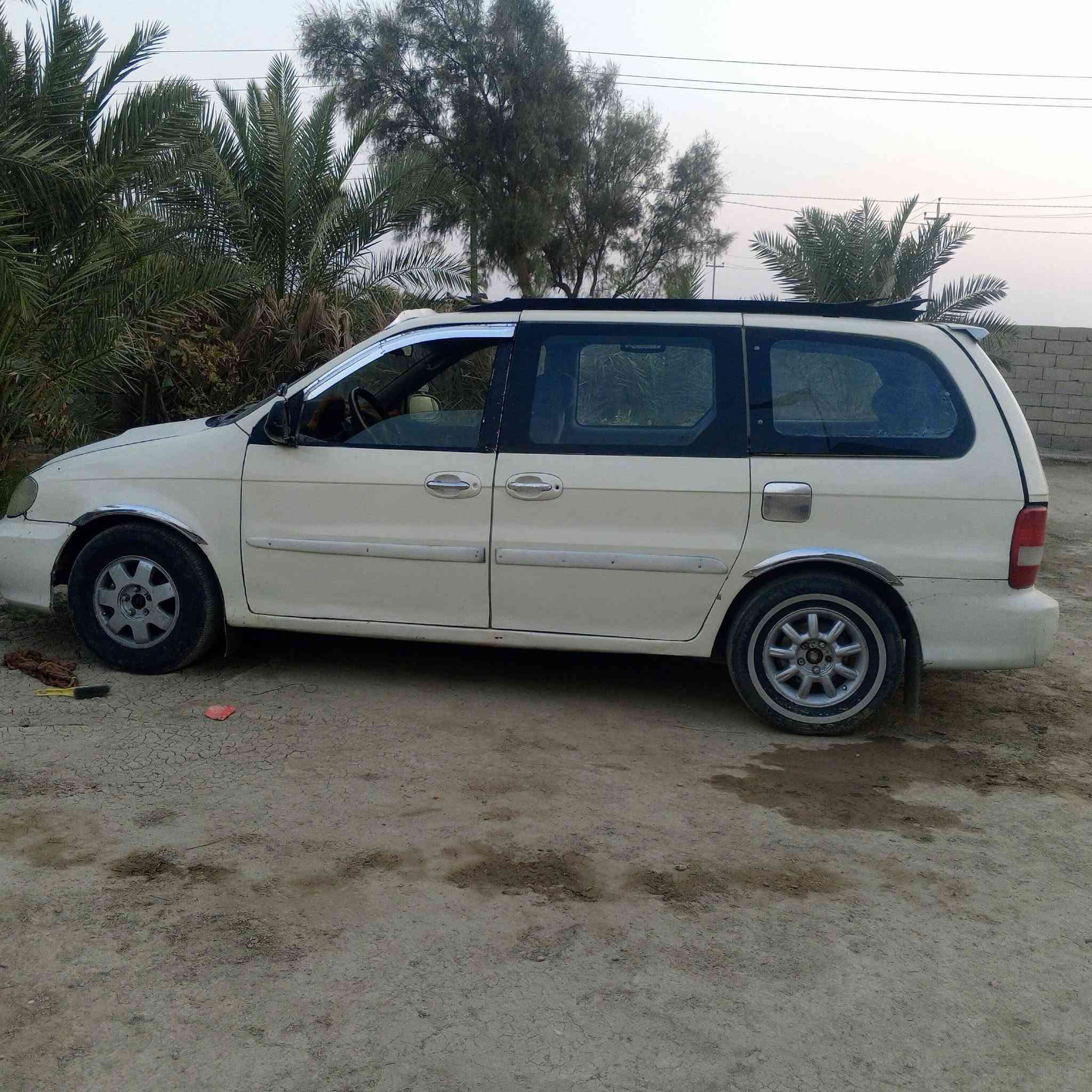 سلام عليكم كيا كرنفال 2000 مكينه 2.900 گاز مسكر كير مكينه كفاله سياره جاهزه سعر40مكاني سماوه ***********
