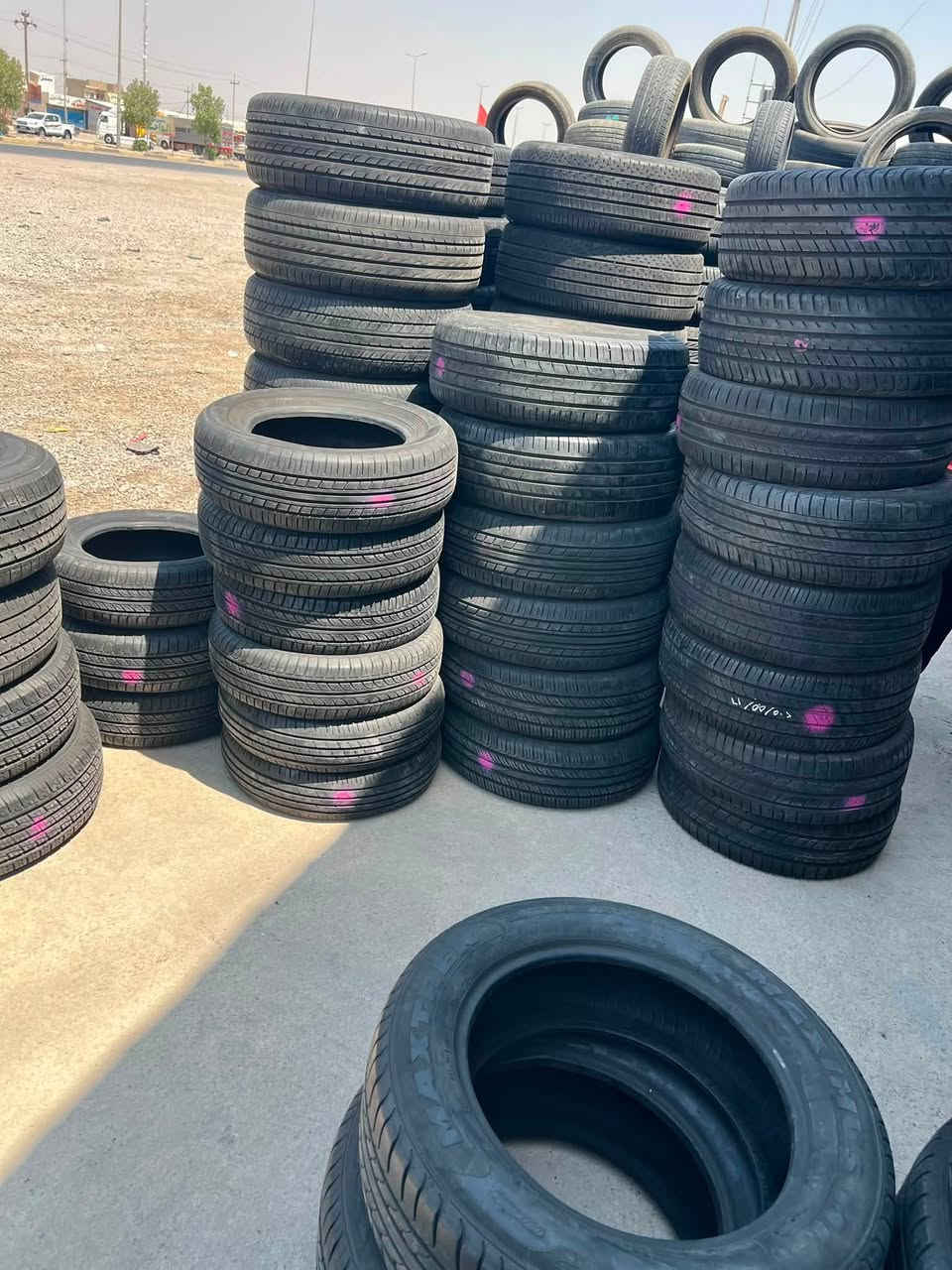 السلام عليكم 
تم بحمد لله وصول حاويه اطارات باله 
مستخدم ماركات عالميه وانتاج حديث نظافه ٩٠٪؜
كذلك تم وصول ويل كب مستخدم باله كافه القياسات 
متوفر تاير جديد صيني اسعار جمله انتاج ٢٦ كافه الاحجام 
متوفر نظام بيع وشراء ومراوس
فتح وشد وبلنص داخل المجمع 
العنوان العزيزيه شارع العام مقابيل حسينه حواس 
الرقم للاستفسار ***********
اخوكم ּا̍ڷــمۭــﮪــڼۨــدڛۣ آحۡــمۭــد
