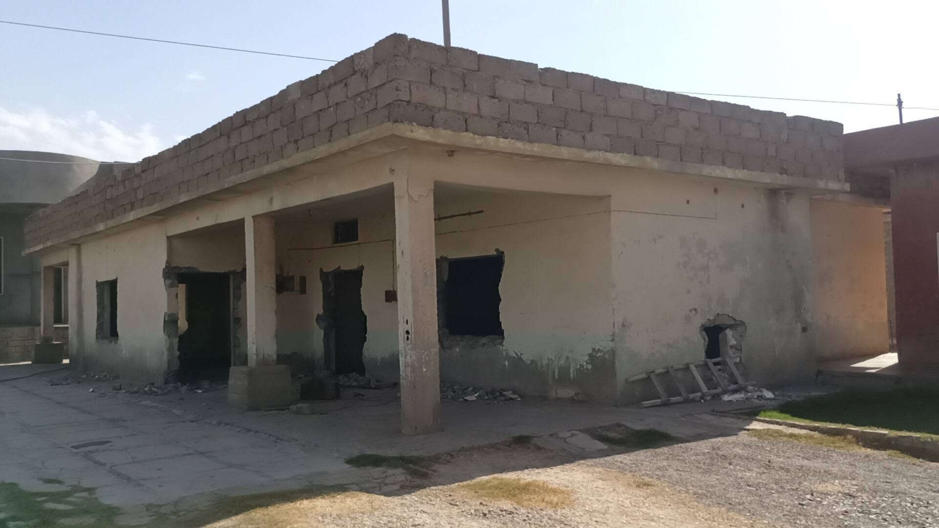 السلام عليكم
السلام عليكم مطلوب كادر تفليش بيوت
عندي هذا البيت اريد افلشو
مكاني الشرقاط قرية شكرا 
الي يحب يشتغل يتصل 

***********
