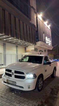 دودج رام • V6 دفع خلفي • حادث واضح