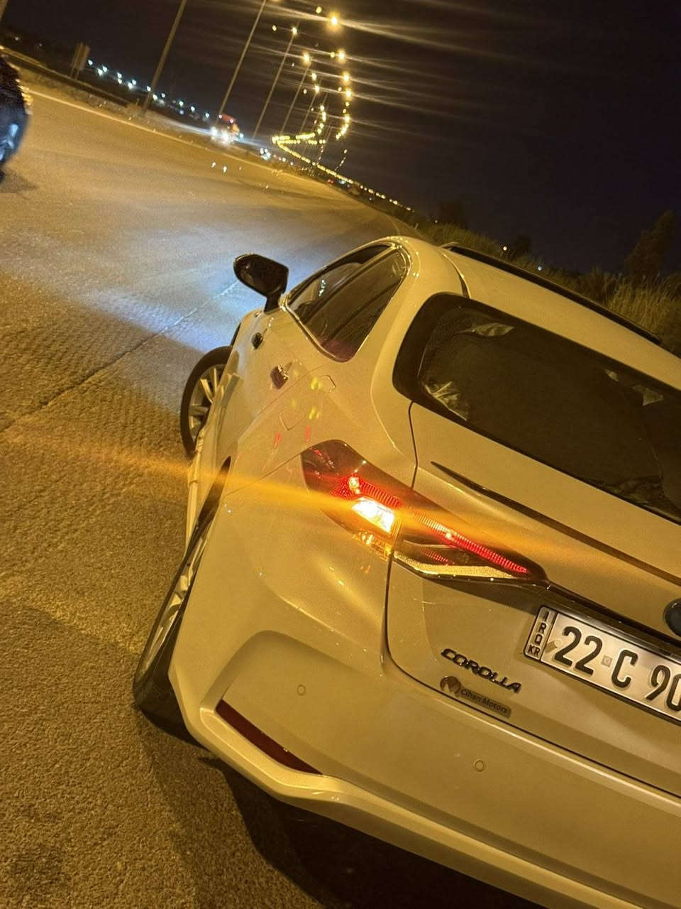 كورلا خليجي فول 1/1 
ساز SAS
رقم اربيل 
موديل 24 
محرك 1.8 
ماشيه 32 الف 
كفاله 
•••
السعر 185$ بيه مجال بسيط 
*********** 
مو شراي لا يتصل ويشلع كلبي
