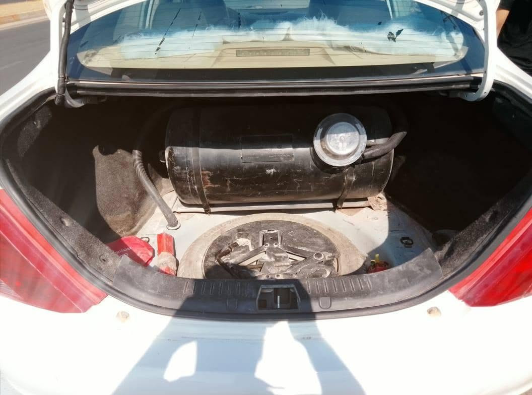 BYD 2014 
ره قةم و ژينگة و سةنةوي هةتا 2030
بةسمة 
تةبريت لةسةر سويچ بةشةرت 
تةحويل وكالة برانةوة غرامة  هةموي بةشةرت 
دوو پارچةو نيو بةبئ ماو گرتن 
گئر عادي
غاز و بةنزين غازي توركي بؤ بةستراوة 
نرخي 48. و كةمئك مةجال 
ژمارة موبايل واتسئاپ ڤايبةر 
*********** أربيل, العراق

