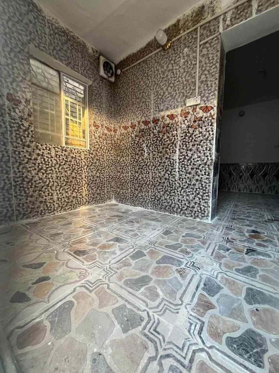 بيت للبيع 50 متر طابو صرف

حي ميسان قطاع 22 

يحتوي على

غرفة صالة مطبخ صحيات مكشوفة

السعر 55 مع المجال

للاستفسار *********** مكتب القلعة للعقارات
