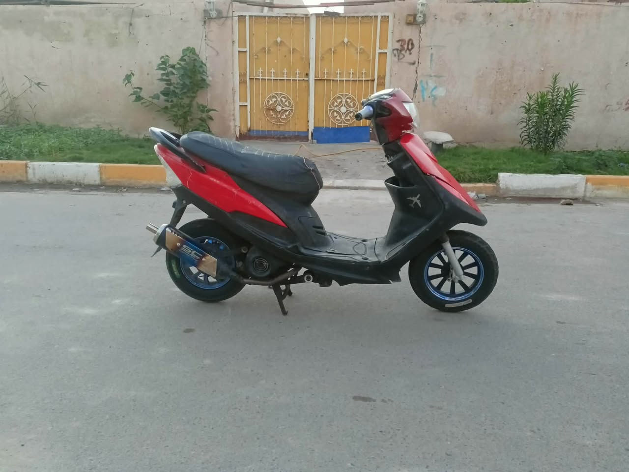 دراجة ماكس عدله للبيع
اشاير 

سكنات

لايت امامي

لايت خلفي

هورن

دراجه شلعه تشك الكاع

بوشه50

رجائاً مو شراي لاتعبني

اوياله رياضي

صالنصه رياضيsc

سعر500وبيها مجال مال الجية
ناصريه مركز

***********

متوفر ماسنجر وواتساب
