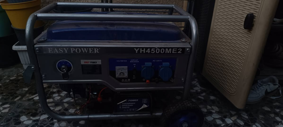 السلام عليكم ، ولد 4500kv للبيع استخدام شهر واحد ايزي باور
سعرها 180 الف بغداد البياع 

***********
