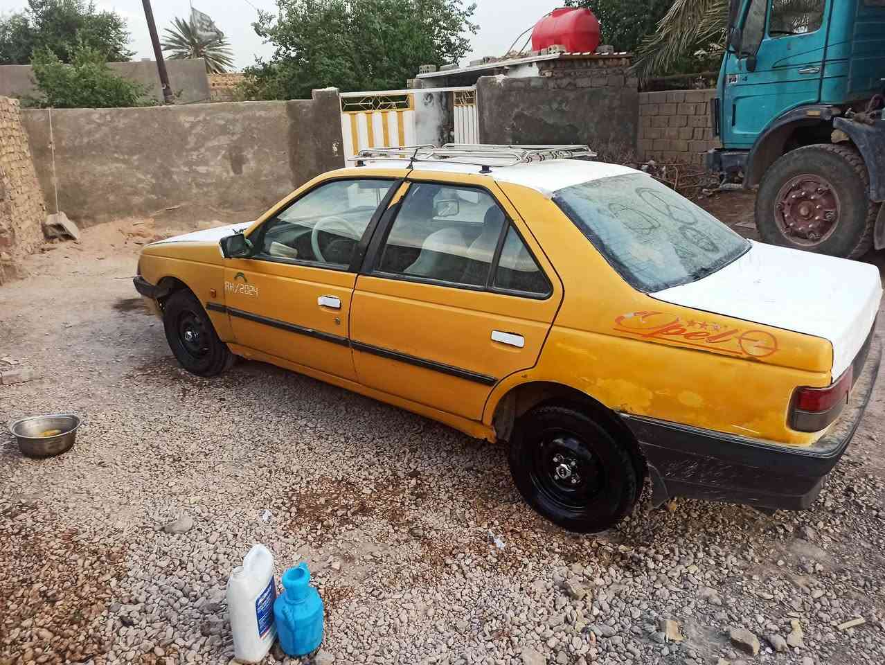 بيجو روئ • ٢٠٠٩ • بابل