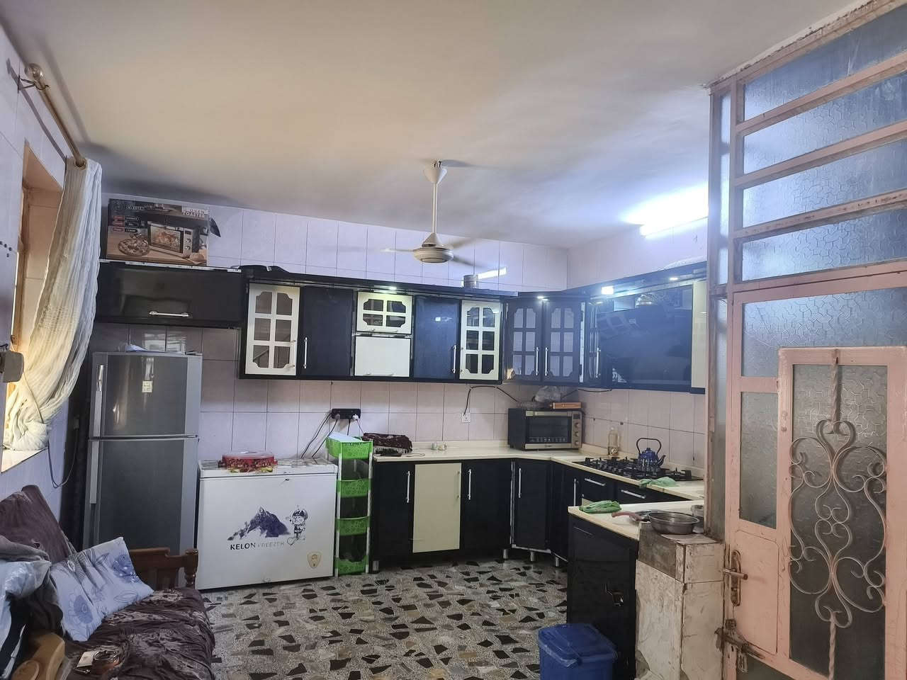 للبيع
مشتمل ٥٠ متر 

واقع حال ٥٤ متر 

واجهت البيت اربعه وربع

ركن مدخلين 

موقع مميز

شارع ٢٠

رصيف خمس متر

تواصل ***********

 الشعب / مقابيل مطعم حجي عادل

