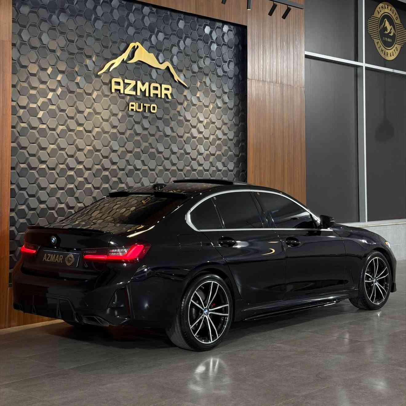 BMW 330i M Package🇩🇪⚜️
سعر:313$ ورقة 🔥
موديل : 2024
ماشية: ٣٠ الف فقط

مواصفات السيارة
كشنات جلد و تدفئة و كهربائي و ميموري و رادارات و حساسات و انضمات قيادة بيها و لايتات ذكية و تحكمات كاملة ستيرن و اوتو هولد و اوتو ستوب و بعد هواية مواصفات متنذكر

السيارة بدون صبغ و بدون تبديل ✅ 
السيارة مرقمة و عليها كتاب تضليل و جاهزة تحويل او وكالة بشرط

سعر : 313$ ورقة🔥
للاستفسار : ***********
العنوان : السليمانية المعارض الجديدة شركة ازمر اوتو 👑
