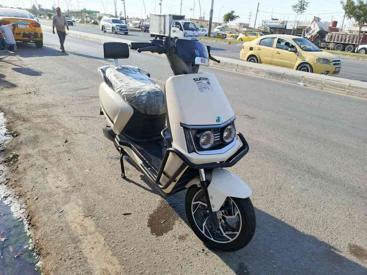 اسيا • مستخدم شوية • مستعجل