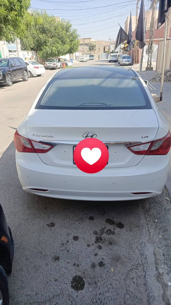 سلام عليكم سياره ادوات ادوات  سوناته 2014اصل غاز خط واحد سياره فول مواصفات تشغيل عن بعد مري شفط تبريد  قطعتين ثلج تحكم ستيرن شاشه كامره دواره حساسات فول واحد علا واحد السياره حلوه اريدها ب45 وبيها مجال قليل مكان نجف *********** هاتف واتساب موجود @

