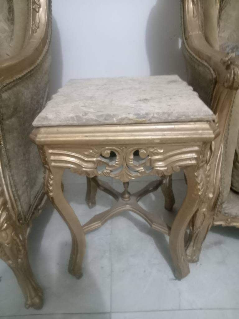تخم زان مصري ملكي مابي اي كسر  مع ثلاث طبلات مرمر السعر ٢٥٠ موجود مازنجر وهذا الرقم بي واتساب *********** بغداد, العراق
